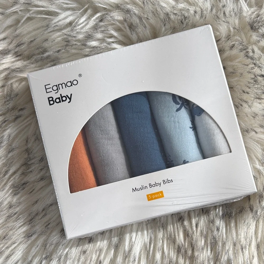 NWT Egmao Baby Muslin Baby Bibs 5-Pack